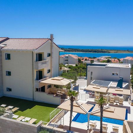 Kings View Sarkic Apartment Новаля Екстериор снимка
